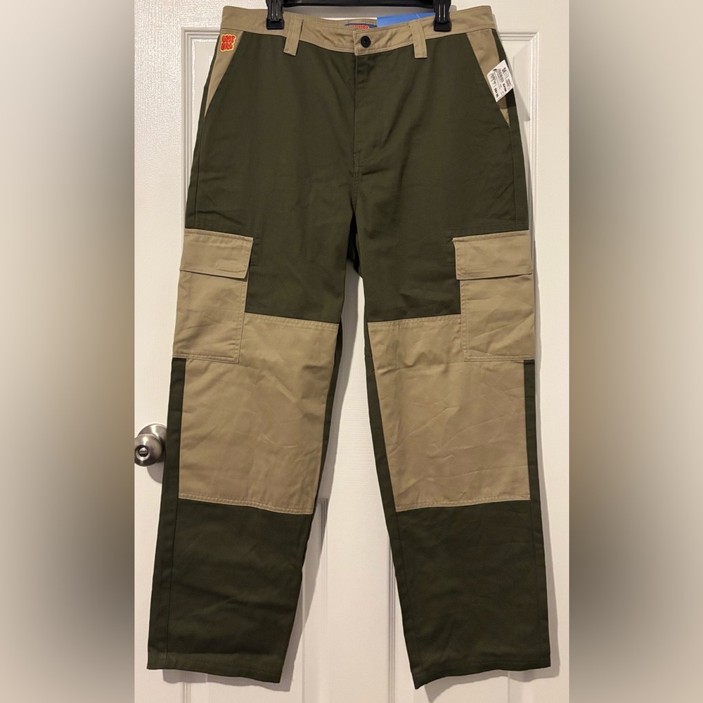 NWT Men's Y2K Empyre Cargo Pants in Olive and Khaki